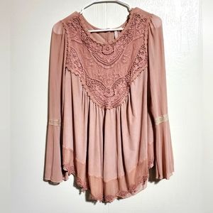 Flowy top by Pinky